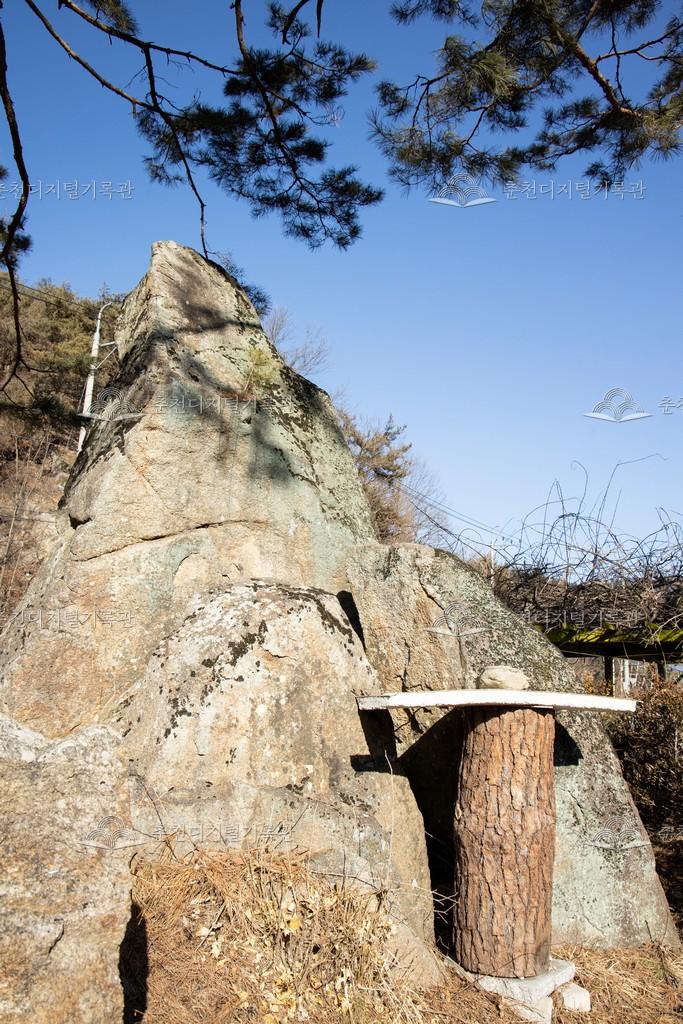 고성리 선돌 이미지
