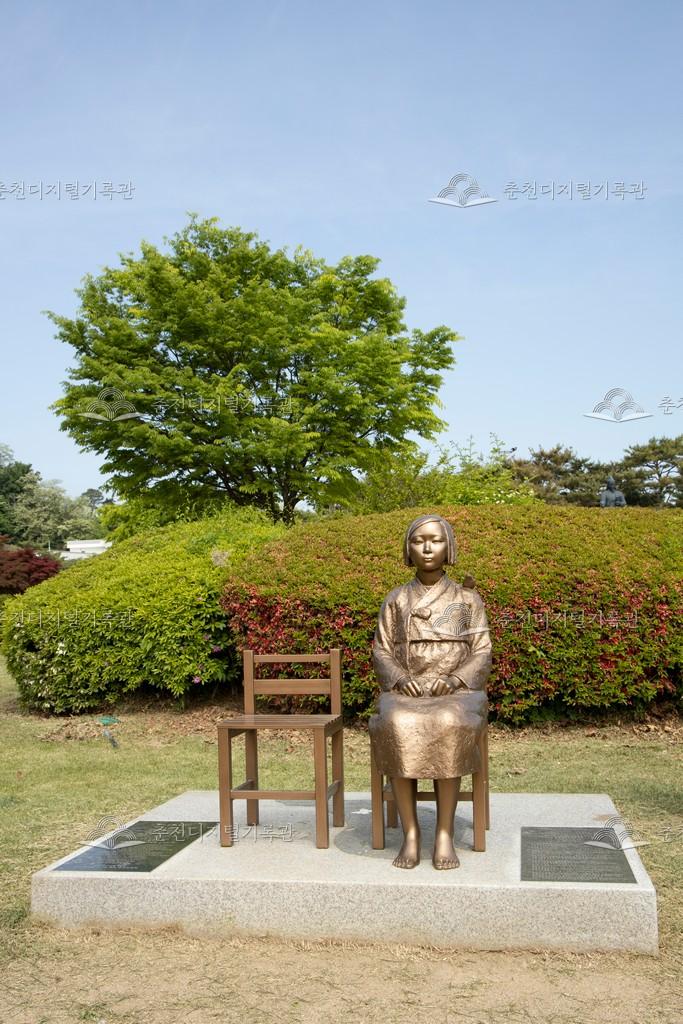 평화의 소녀상 이미지