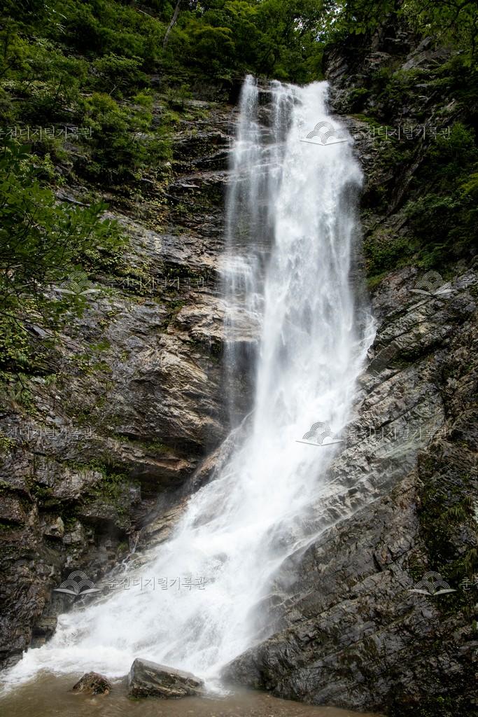 구곡폭포 이미지