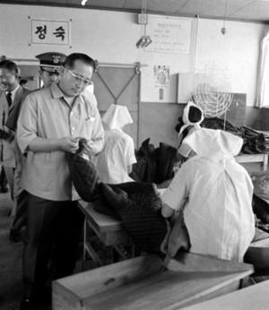 정일권 국무총리 춘천 시찰 사진 이미지