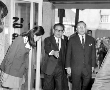 정일권 국무총리 춘천 시찰 사진 이미지