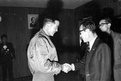 이낙선 건설부장관 춘천 지역 댐 시찰 사진 이미지