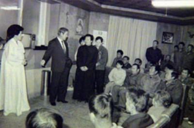 노태우 전 대통령 내외 춘천시립갱생원 방문 사진 이미지