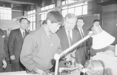 노태우 전 대통령 춘천직업훈련원 시찰 사진 이미지