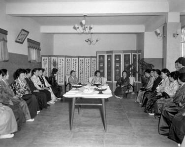 육영수 여사 접견 사진 이미지