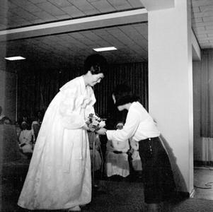 육영수 여사 성심여자대학교 방문 사진 이미지