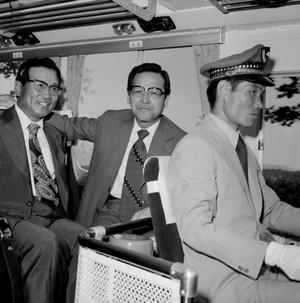 김종필 국무총리 안보회의 참석 사진 이미지