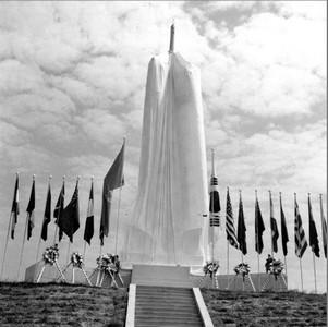 충렬탑 제막식 사진 이미지