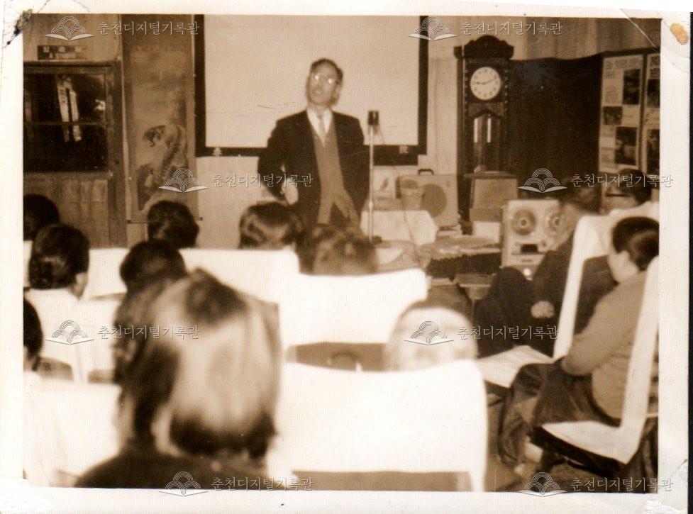 춘천문화원 강연회 사진 이미지