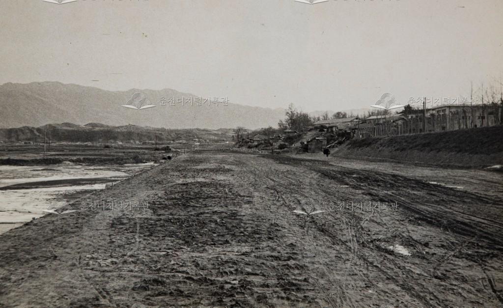 도로 풍경 이미지