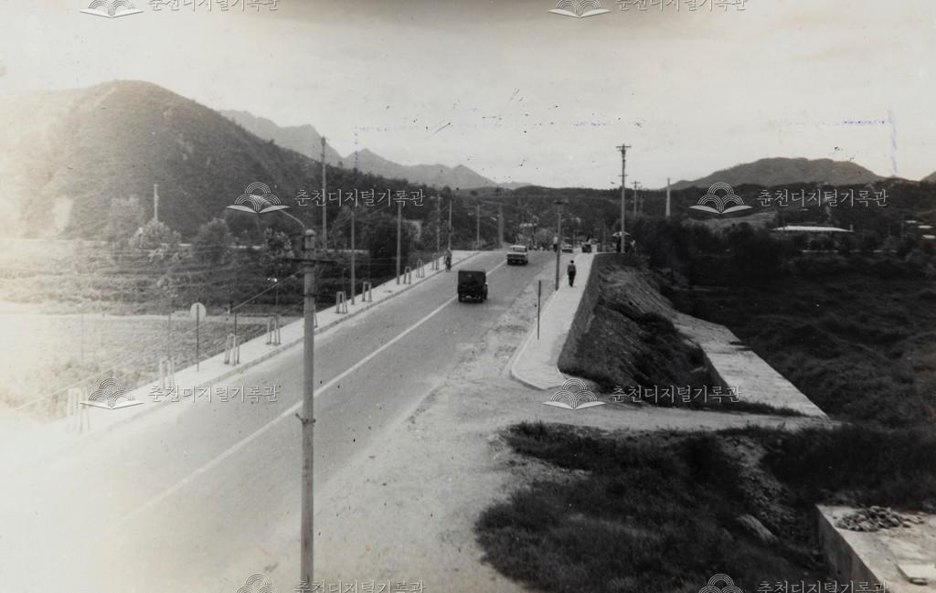 근화동 공지천교 진입로 이미지