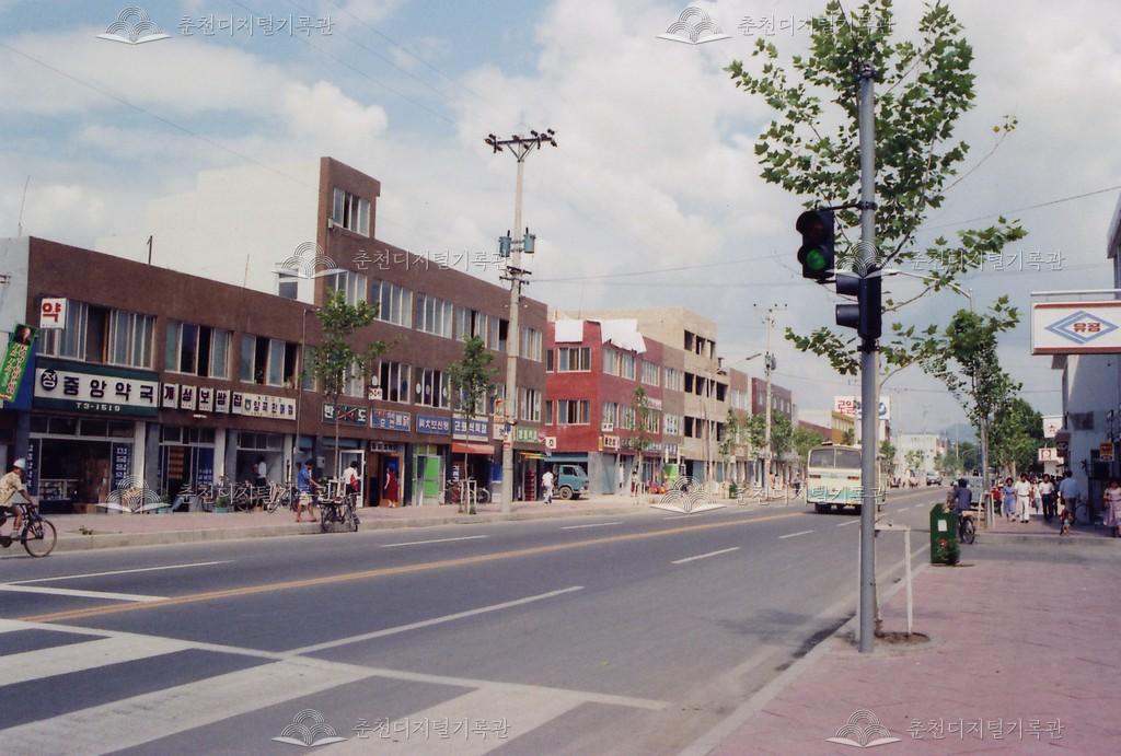 근화사거리에서 중앙로3가 방향 상가 공사 전 후 모습 이미지