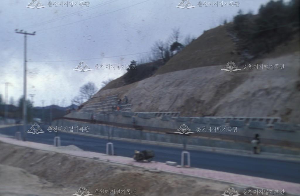 삼천동에서 칠전동간 도로 풍경 이미지