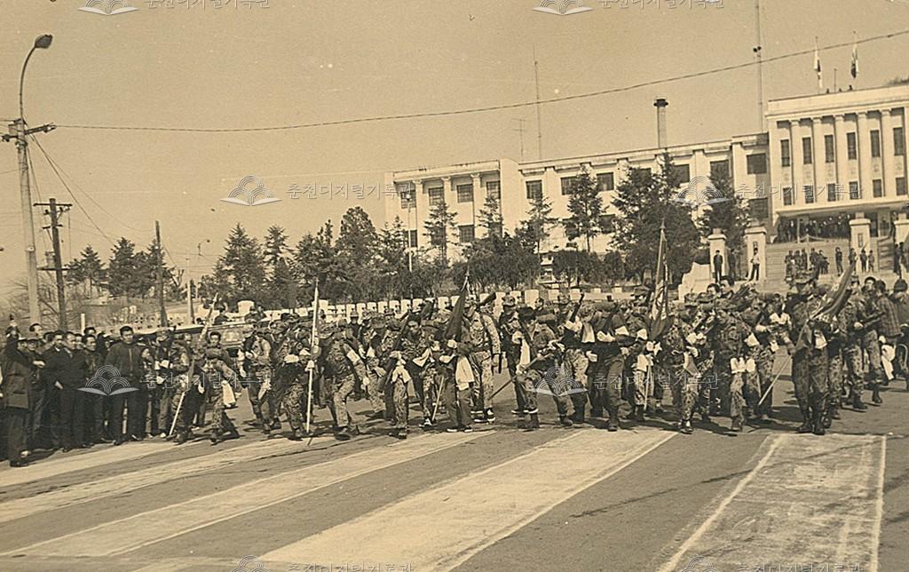 강원도청, 중앙로터리 훈련 광경 이미지