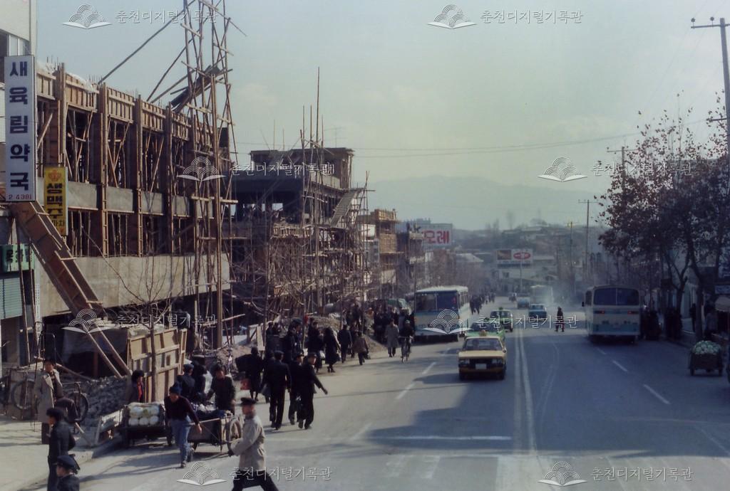 육림극장 건너편 상가 건축 이미지