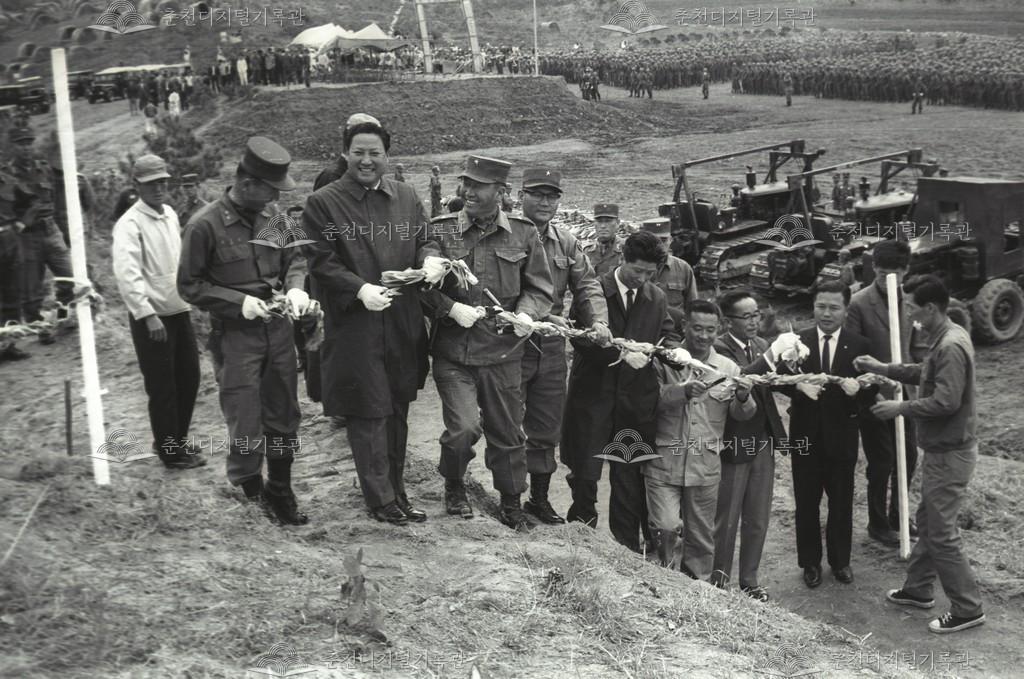 동면 만천리 만군부락 기공식 이미지