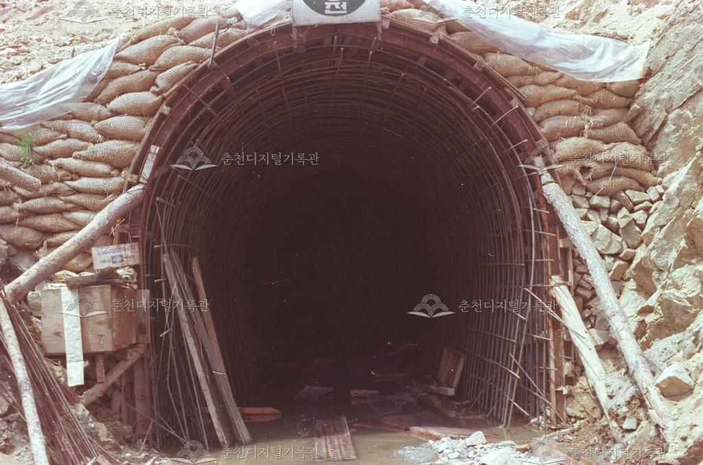 서면 서상리 저수지 공사 이미지