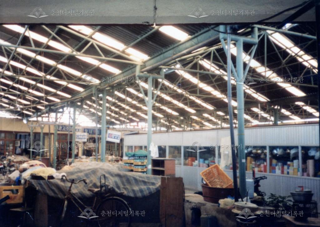 동부시장 철거 전 시장 내부 이미지