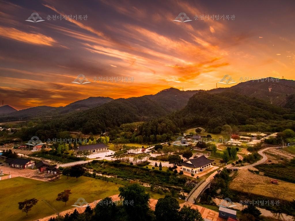 의암류인석기념관 전경 이미지