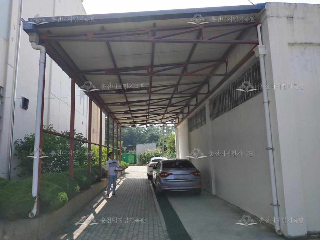 창의교육지원센터 버스 차고 이미지