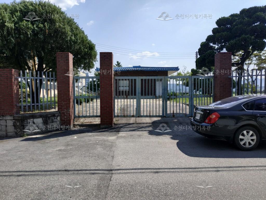 창의교육지원센터 옆문 이미지