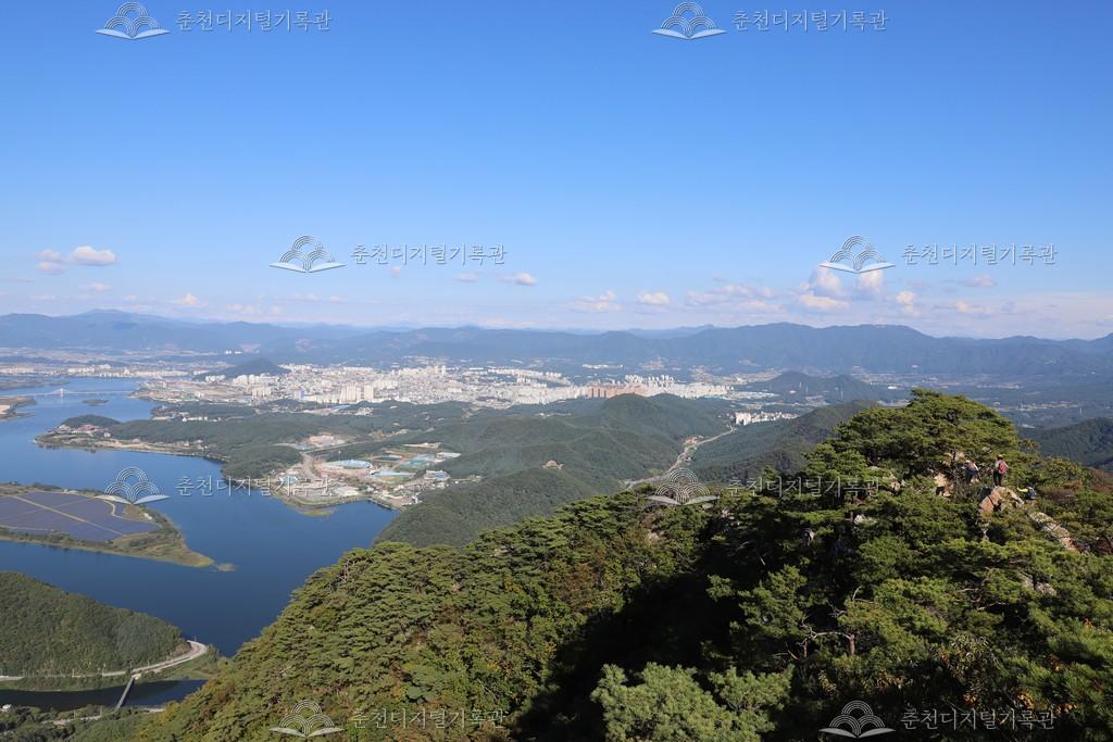 삼악산 정상에서 바라본 춘천 이미지