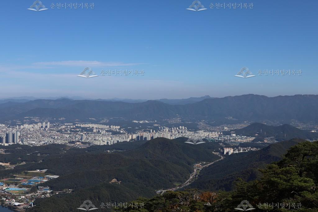 삼악산 정상에서 바라본 춘천 이미지