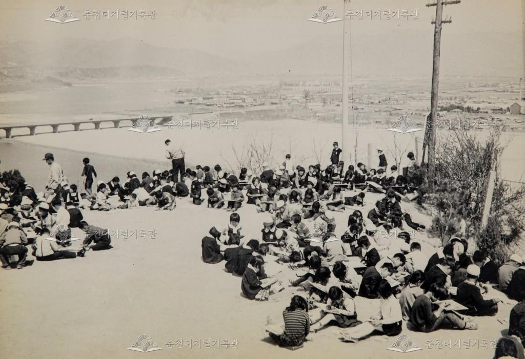 조선일보사 주최 사생대회 이미지