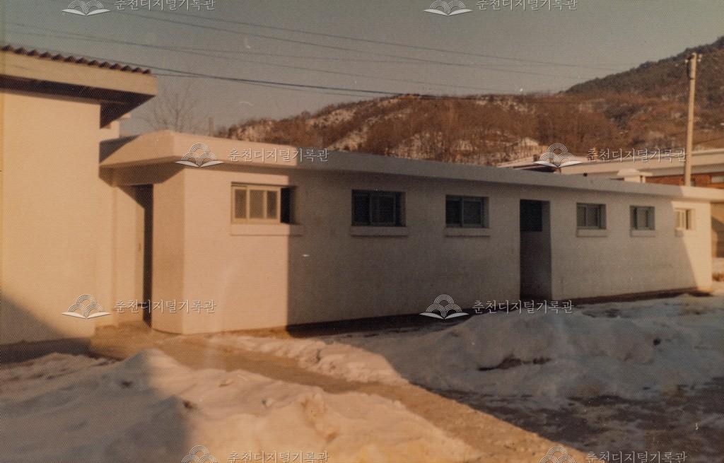 신축 화장실 준공 이미지