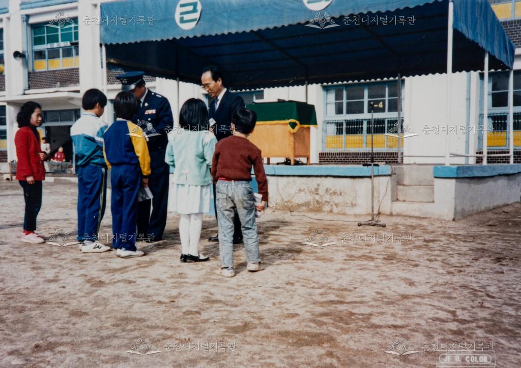 선물 증정 이미지