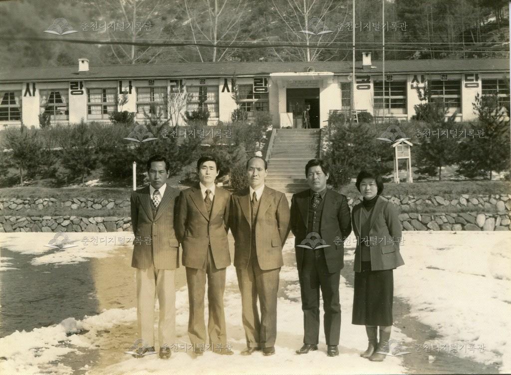 서원국민학교 제12회 졸업 기념사진 이미지