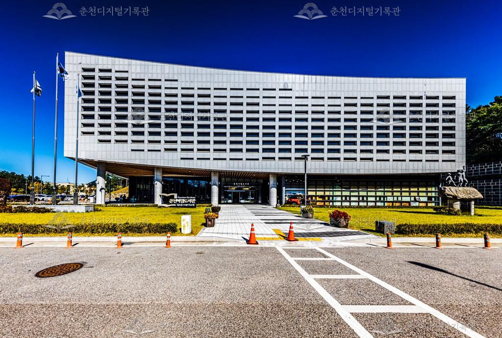 춘천시립도서관 이미지