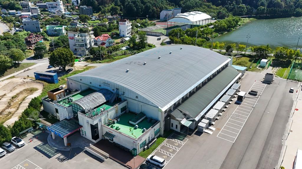 송암스포츠타운 빙상장 이미지