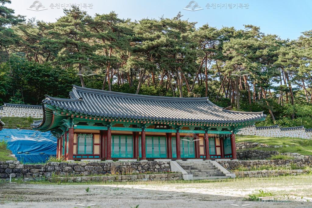 신숭겸 묘역 내 전사청 이미지