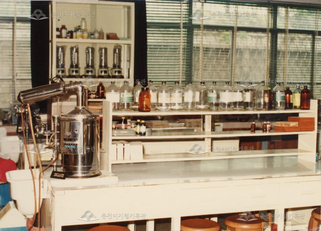 춘천간호전문대학(현재 한림성심대학교) 교실 사진 이미지