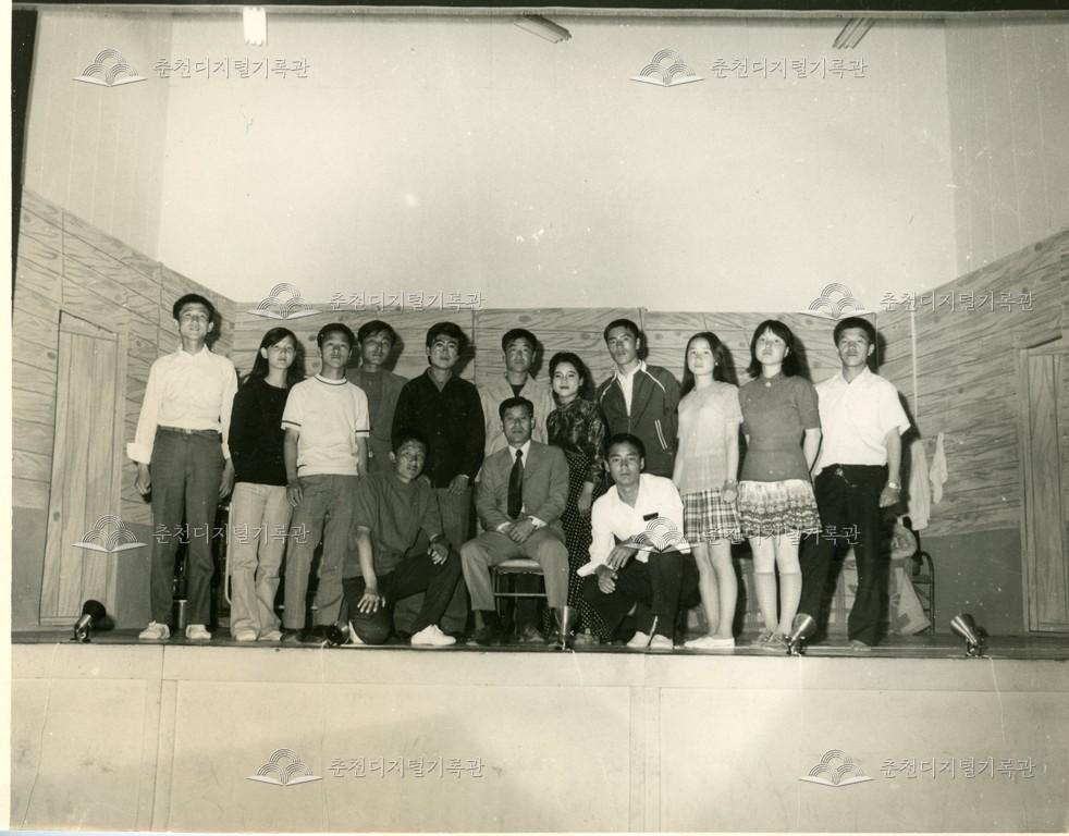 춘천교육대학 연극 동아리 <석우> 단체사진 이미지