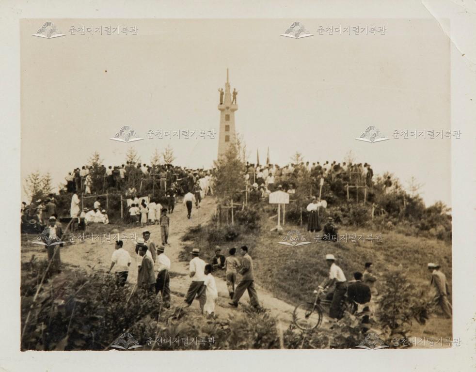 1950년대 충렬탑 사진 이미지