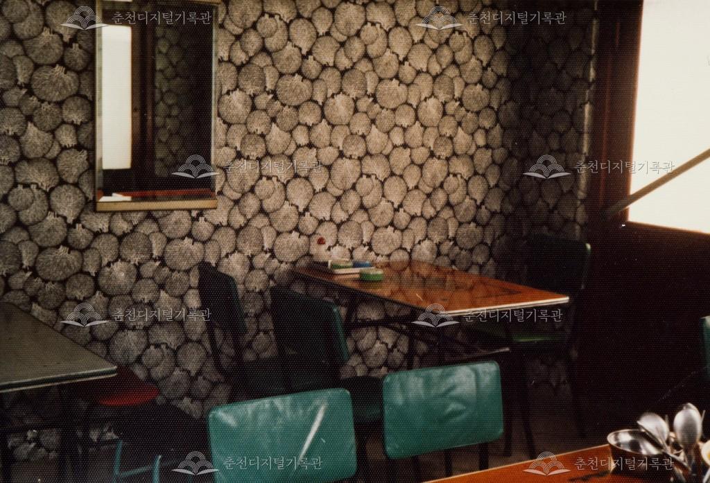 대동 · 대한운수 주식회사 남춘천 승무원 지정식당 내부 사진 이미지