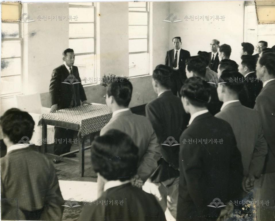 이창근 제10대 강원도지사 이임 기념 앨범 수록 사진 이미지