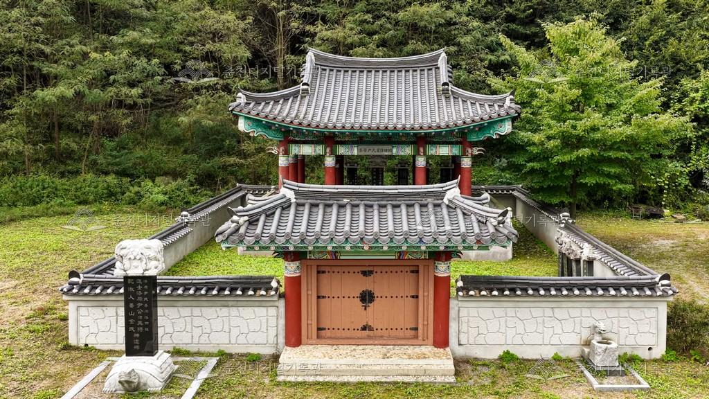 칠원윤씨 하일비각 이미지