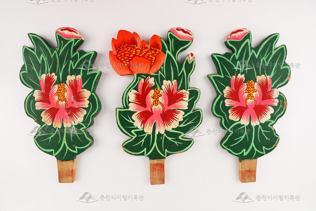 상여장식_연꽃 장식 이미지