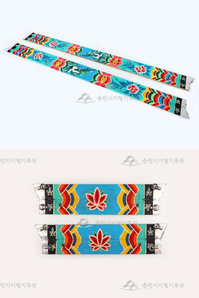 상여몸체_운각(윗난간, 경첩을 달아 놓은 상단) 이미지