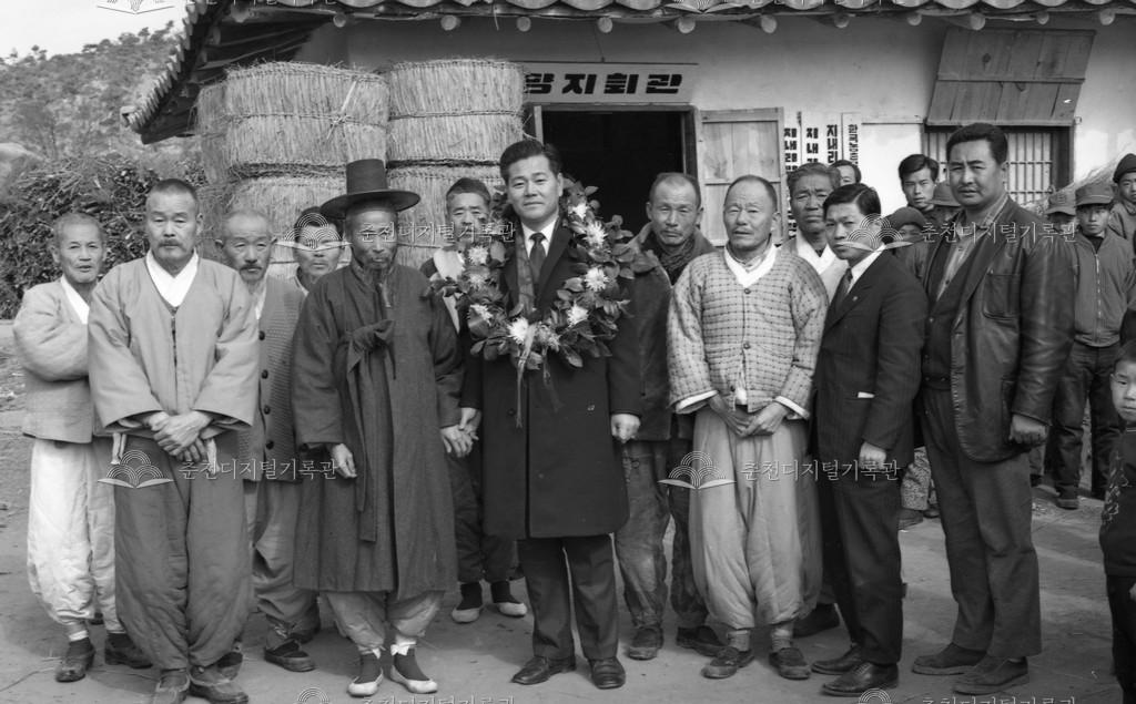 춘성군수 지내리 방문 이미지