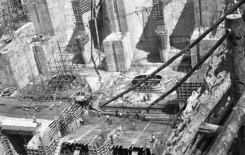 의암댐 공사 이미지