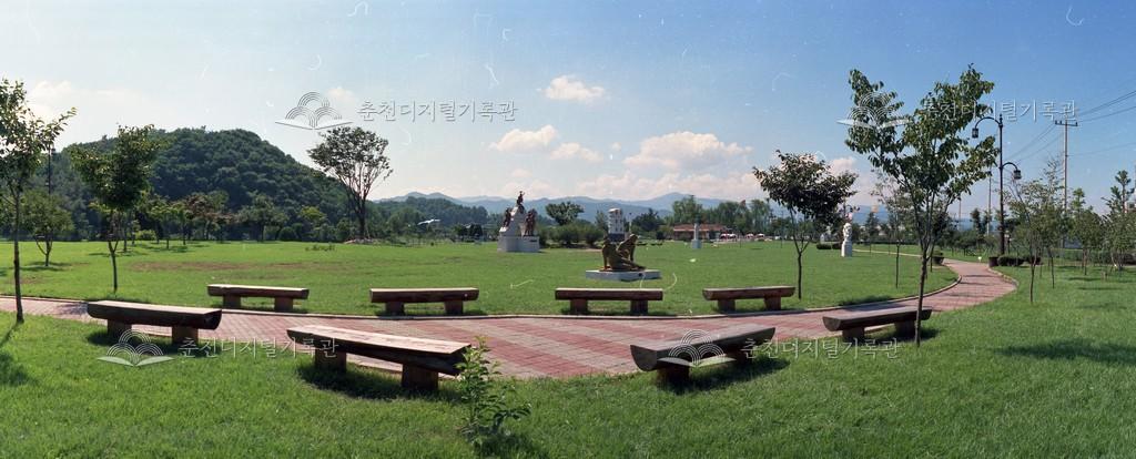 1990년대 근화동 조각공원 이미지