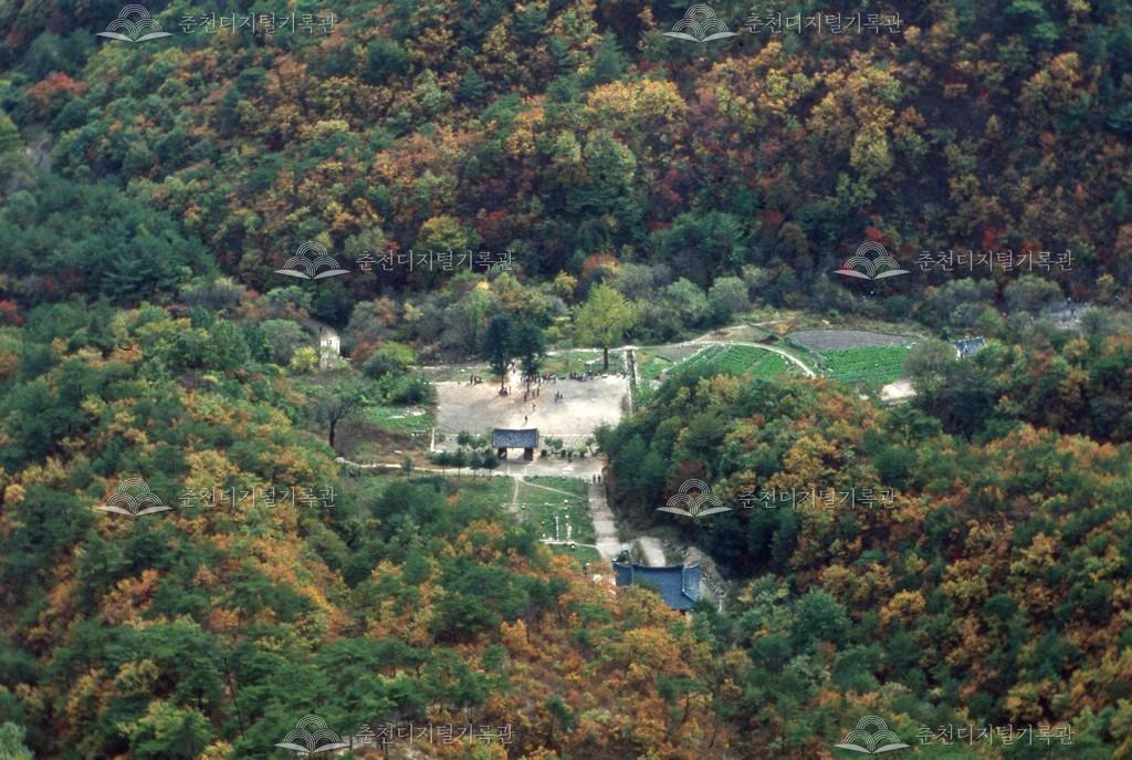 1990년대 오봉산에서 본 청평사 이미지