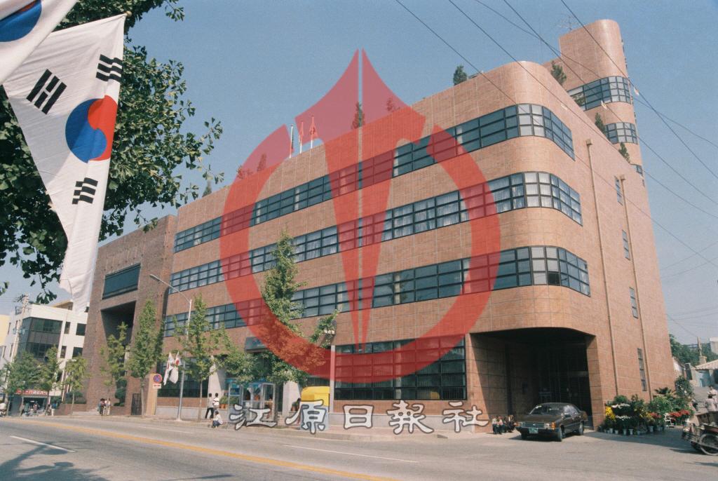 강원은행 본점 이미지