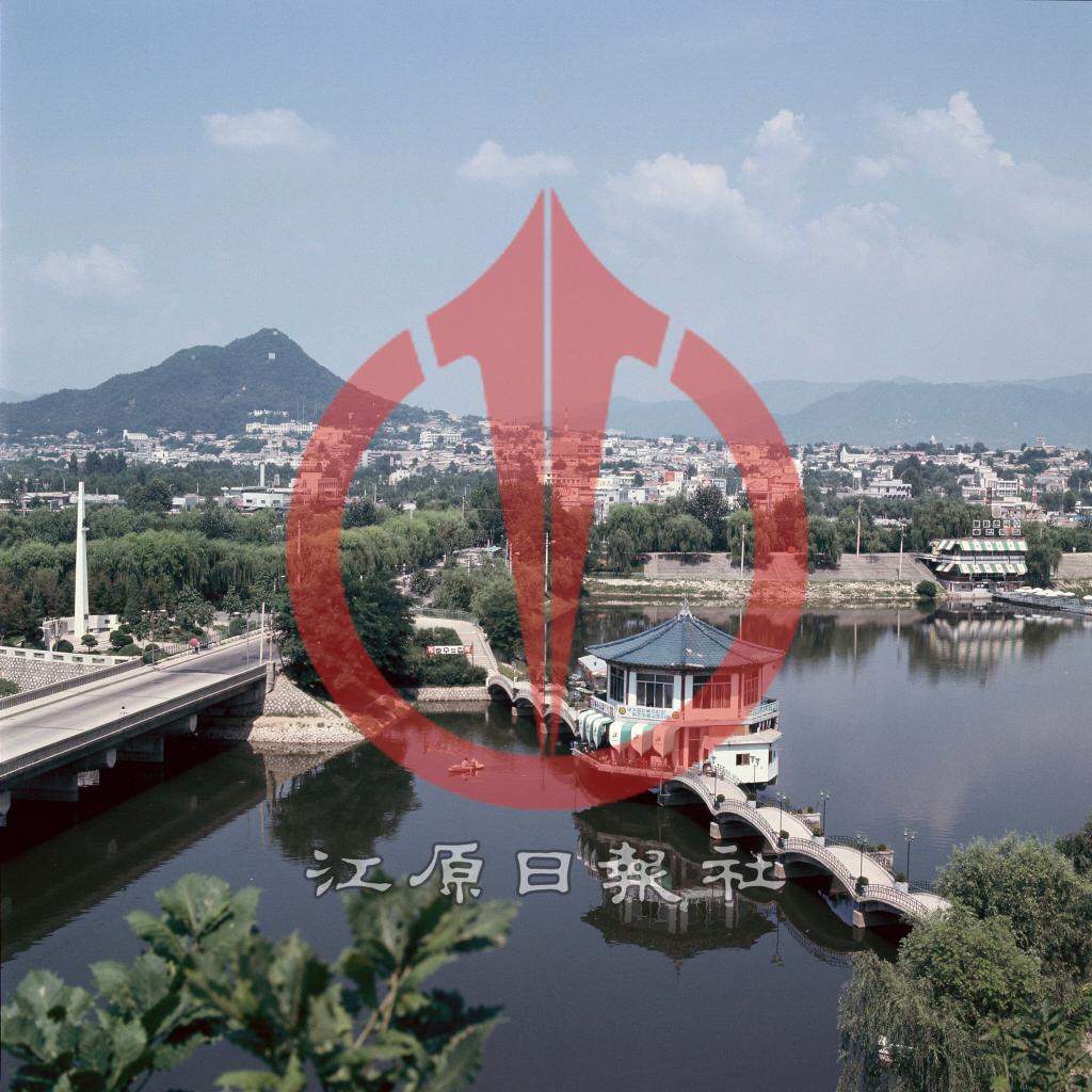 삼천동에서 바라본 공지천과 춘천시가지 이미지