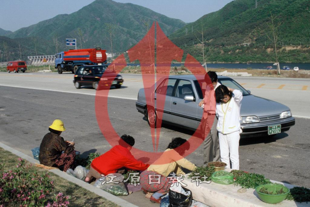 경춘국도변 노상 농산물판매 이미지