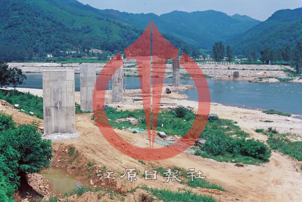 경춘국도 4차선 직선화 교량공사 이미지